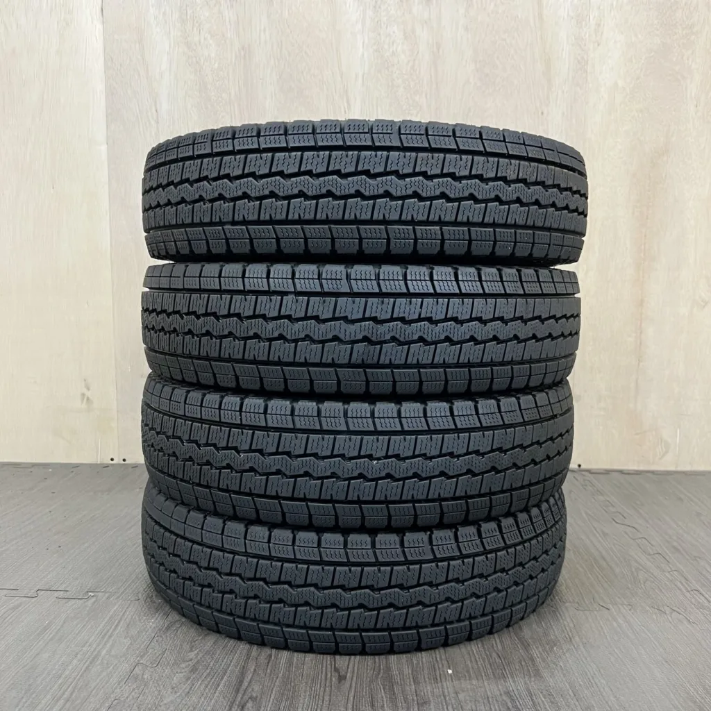 DUNLOP WINTER MAXX SV01 Tyre 145/80 R12 Item number 0207AT010926