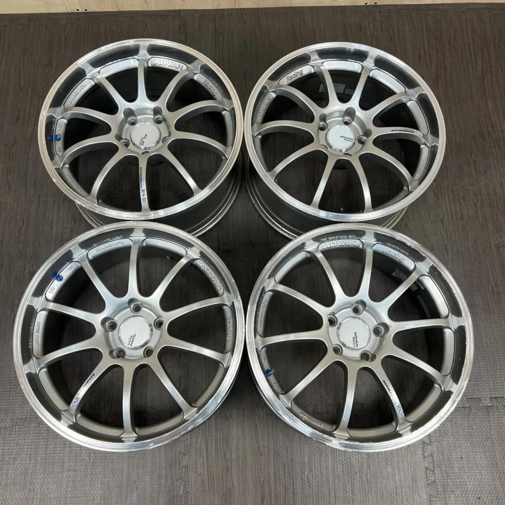 中古 YOKOHAMA ADVAN RACING RS-D ホイール 18×8.0J PCD 5x114.3 ET37 #005AD040826の実物写真（1枚目）