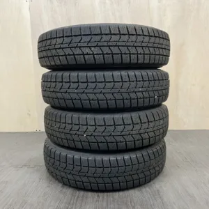 中古 TOYO OBSERVE GIZ3 冬用タイヤ 145/80R13 #0533AT000926の実物写真（1枚目）