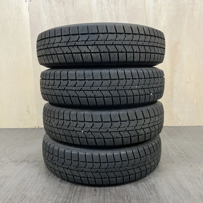 中古 TOYO OBSERVE GIZ3 冬用タイヤ 145/80R13 #0533AT000926の実物写真（1枚目）