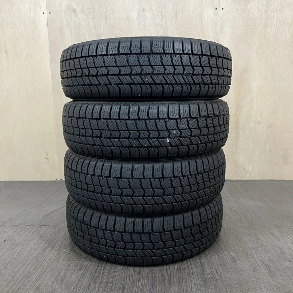 中古 GOODYEAR ICE NAVI 8 冬用タイヤ 165/65R14 #0385AT000926の実物写真（1枚目）