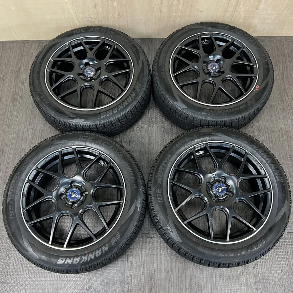 中古 WEDS LEONIS NAVIA 06 ホイール 17×6.5J PCD 4x100 ET42 #205D020426の実物写真（1枚目）