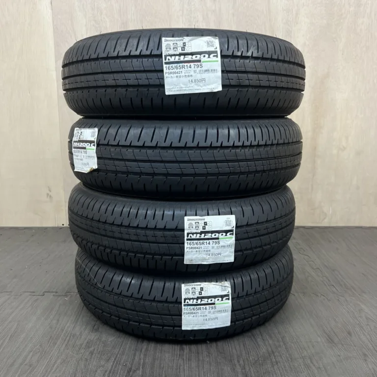 新品 BRIDGESTONE ECOPIA NH200 C サマータイヤ 165/65R14 #0212AT020926の実物写真（1枚目）