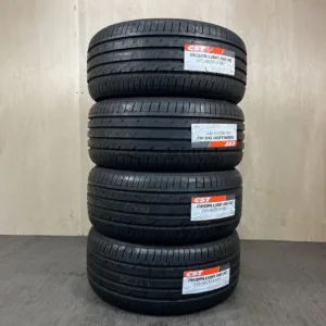 新品 MEDALION CST MD-A1 サマータイヤ 245/40R19 #0210AT020926の実物写真（1枚目）