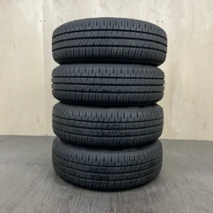 中古 DUNLOP ENASAVE EC204 サマータイヤ 175/65R15 #0400AT000926の実物写真（1枚目）