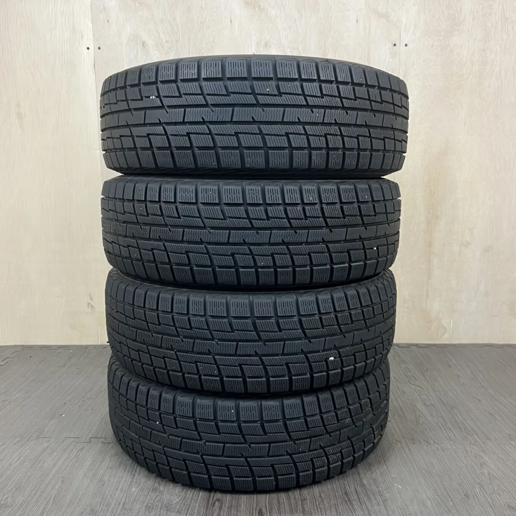 中古 YOKOHAMA PRACTIVA ICE BP02 冬用タイヤ 195/65R15 #0222AT010926の実物写真（1枚目）