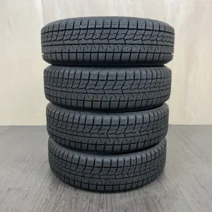 中古 YOKOHAMA ICE GUARD IG60 冬用タイヤ 155/65R14 #82T40426の実物写真（1枚目）