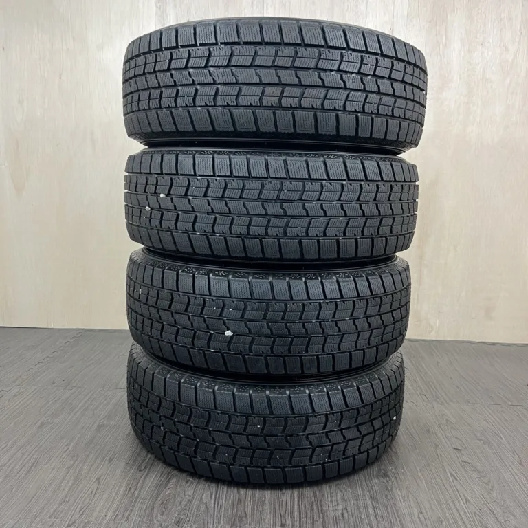 中古 GOODYEAR ICE NAVI 7 冬用タイヤ 215/65R16 #86T40426の実物写真（1枚目）