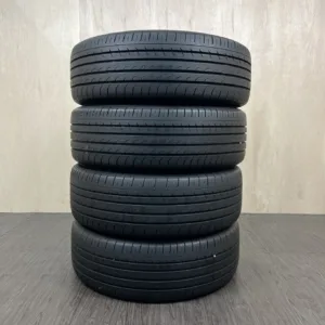 中古 YOKOHAMA BLUEARTH RV RV03 サマータイヤ 195/60R16 #116T40426の実物写真(1枚目)