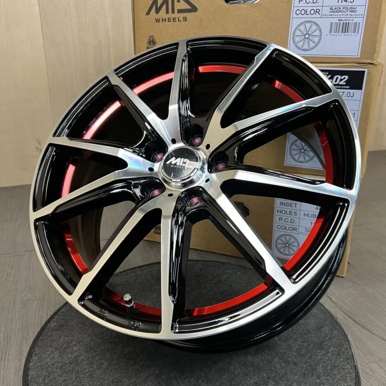 中古 MID WHEELS RX-02 ホイール 18×7.0J PCD 5x114.3 ET48 #0027AD040926の実物写真（1枚目）