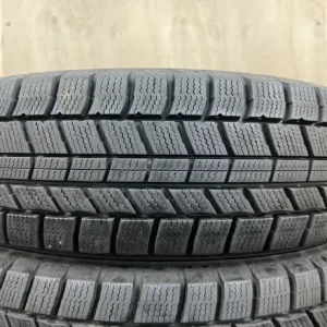 中古 NORTHTREK N5 冬用タイヤ 165/70R14 #0054AT001026の実物写真（1枚目）