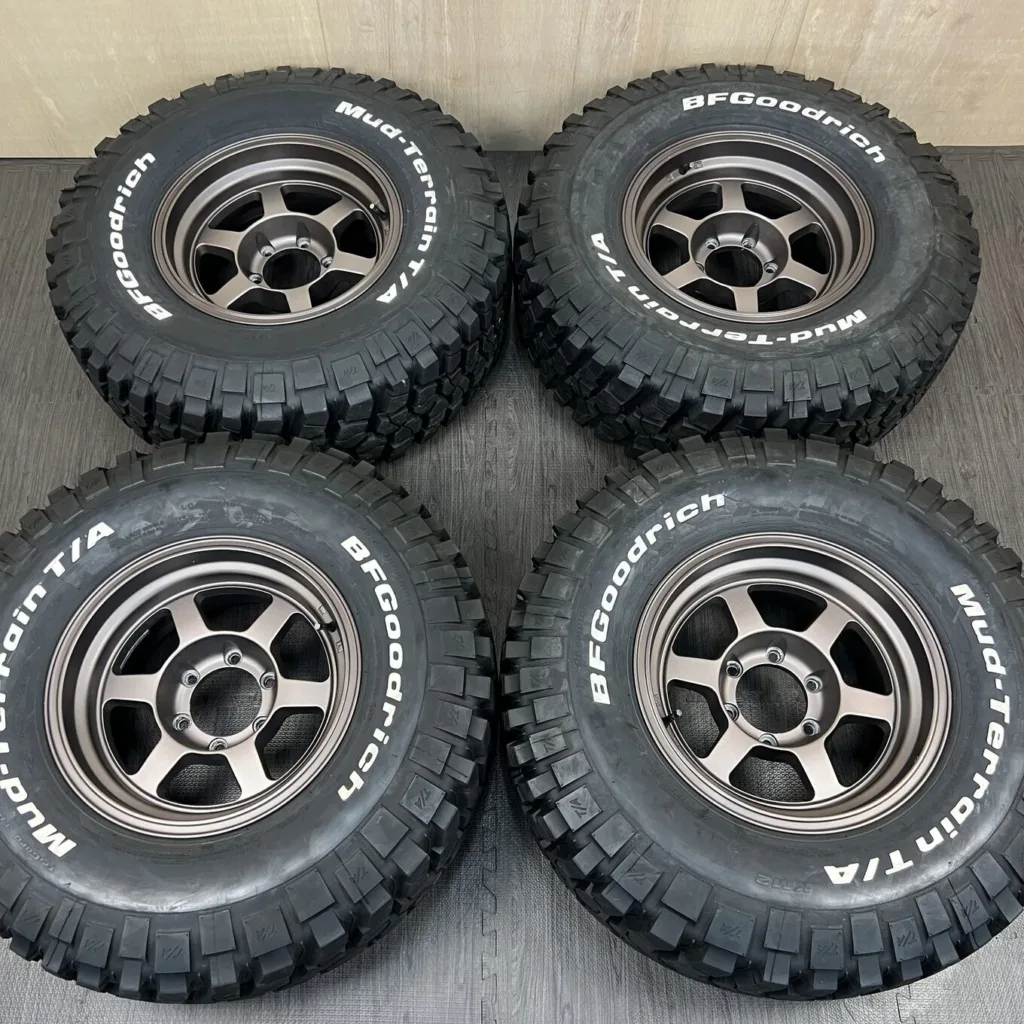 中古 RAYS VOLK RACING TE37 ホイール 16×8.0J PCD 6x139.7 ET0 #0267AD040926の実物写真（1枚目）