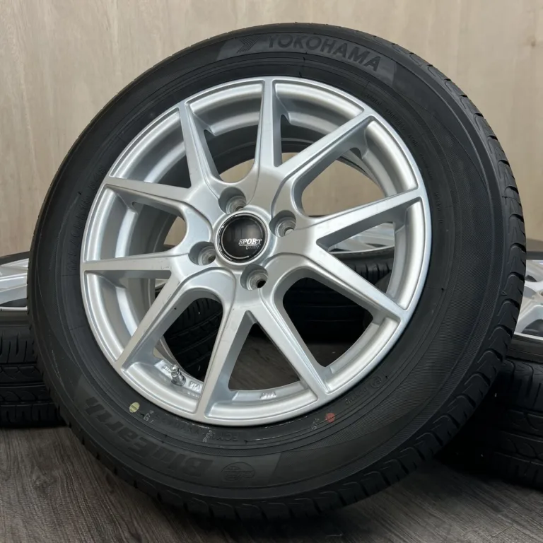 YOKOHAMA BLUEARTH SPORT DAISY Комплект шин и дисков 175/65 R15 артикул 0319AS000926