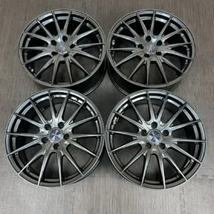 中古 WEDS VELVA SPORT Z ホイール 18×7.5J PCD 5x114.3 ET38 #0048AD030926の実物写真(1枚目)