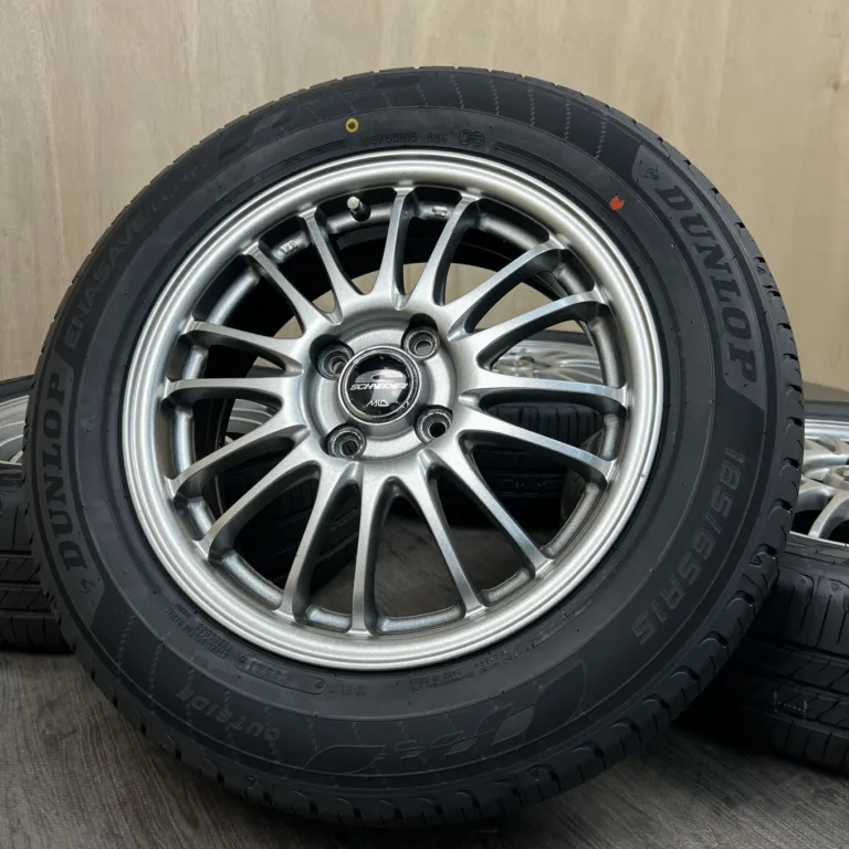 DUNLOP ENASAVE EC205 + A-TECH SCHNEIDER タイヤ・ホイールセット 185/65R15 · 15×5.5J PCD 4x100 ET28 #0506AS000926の実物写真（1枚目）