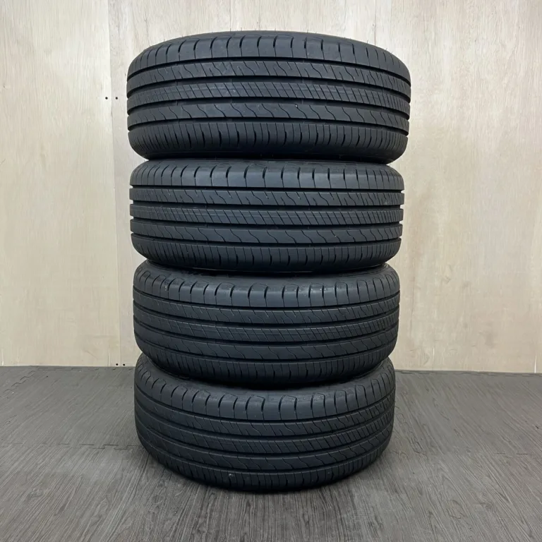 中古 GOODYEAR EFFICIENTGRIP PERFORMANCE 2 サマータイヤ 215/55R17 #0329AT000926の実物写真（1枚目）