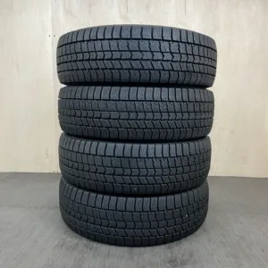 中古 GOODYEAR ICE NAVI 8 冬用タイヤ 195/60R17 #0122AT020926の実物写真（1枚目）
