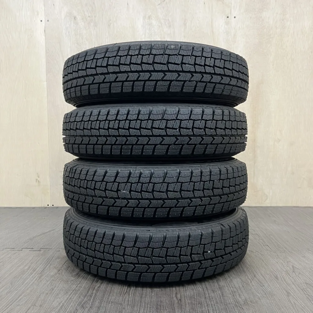 中古 DUNLOP WINTER MAXX WM02 冬用タイヤ 145/80R13 #0397AT000926の実物写真（1枚目）