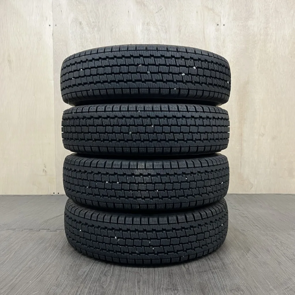 BRIDGESTONE W300 Шина 145/80 R12 артикул 0395AT000926