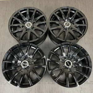 中古 BISON ホイール 17×7.5J PCD 6x139.7 ET28 #0079AD030926の実物写真(1枚目)