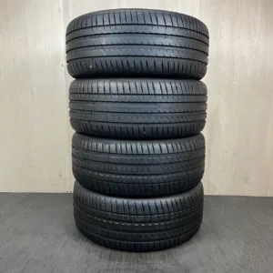 中古 MICHELIN PILOT SPORT 4 SUV サマータイヤ 275/45R20 #0161AT040926の実物写真（1枚目）