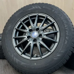 中古 TOYO WINTER TRANPATH TX + WEDS VELVA SPORT 2 タイヤ・ホイールセット 215/70R16 · 16×6.5J PCD 5x114.3 ET40 #0338AS000926の実物写真(1枚目)
