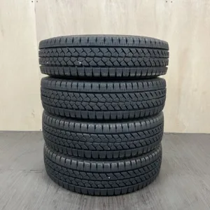 中古 BRIDGESTONE BLIZZAK VL1 冬用タイヤ 165/80R13 #0174AT010926の実物写真(1枚目)