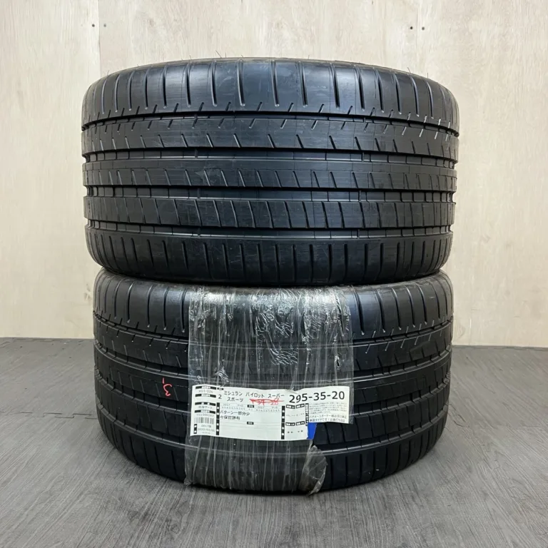中古 MICHELIN PILOT SUPER SPORT サマータイヤ 295/35R20 #0181AT040926の実物写真（1枚目）