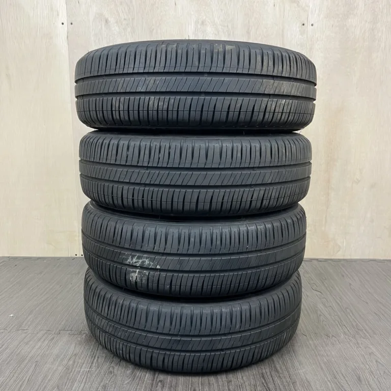 中古 MICHELIN ENERGY SAVER 4 サマータイヤ 175/65R15 #0266AT010926の実物写真（1枚目）
