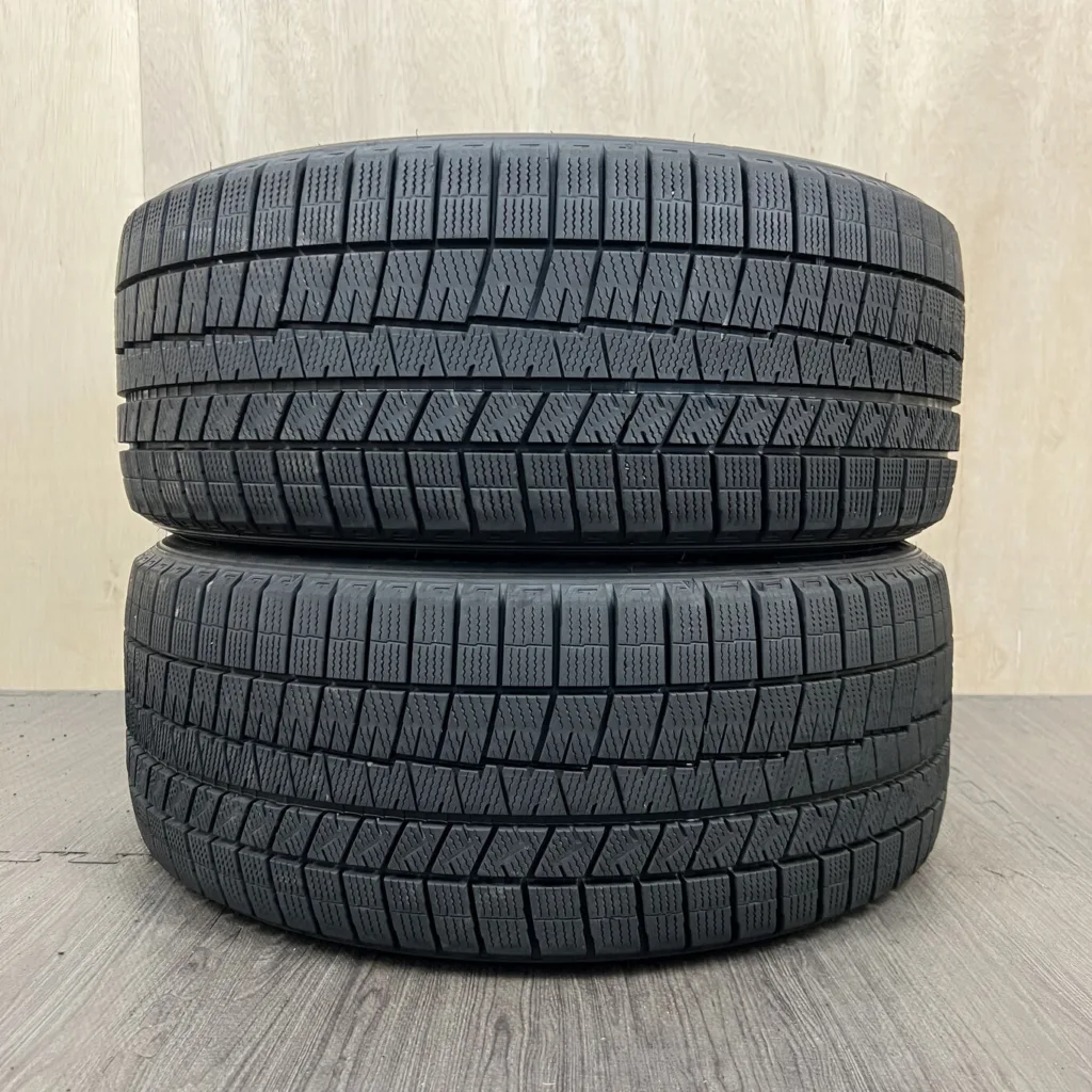 DUNLOP WINTER MAXX WM03 Tyre 235/45 R18 Item number 0070AT001026
