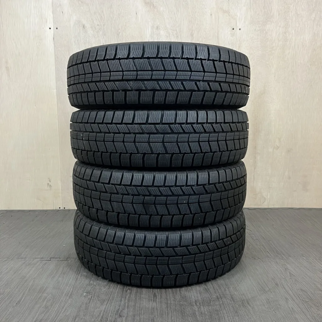 中古 NORTHTREK N2 冬用タイヤ 185/65R15 #0195AT020926の実物写真（1枚目）