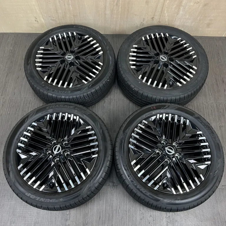 中古 日産 LEAF ZE1 ホイール 17×6.5J PCD 5x114.3 ET45 #0415AD000926の実物写真（1枚目）