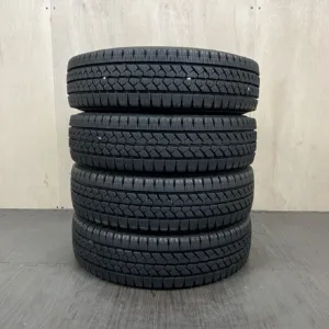 中古 BRIDGESTONE BLIZZAK VL1 冬用タイヤ 165/80R13 #0110AT010926の実物写真(1枚目)