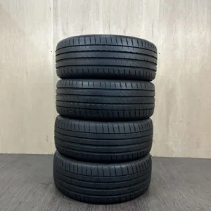 MICHELIN PILOT SPORT 4 Шина 205/50 R17 артикул 0538AT0926