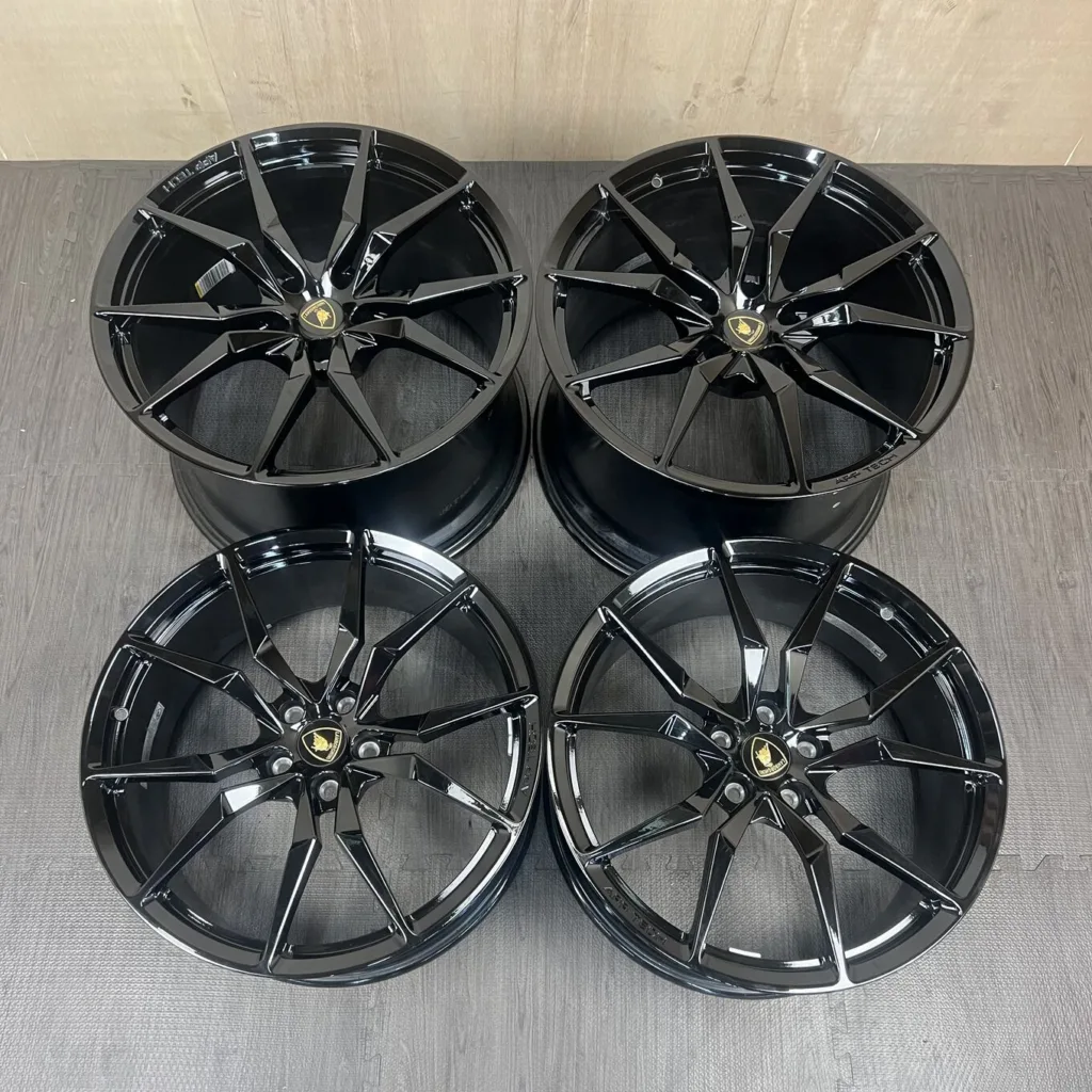 LAMBORGHINI AVENTADOR DIONE Wheel 20 × 9.0J · 5x112 · ET32.2 Item number 009AD100826