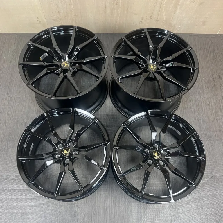 LAMBORGHINI AVENTADOR DIONE Диск 20 × 9.0J · 5x112 · ET32.2 артикул 009AD100826