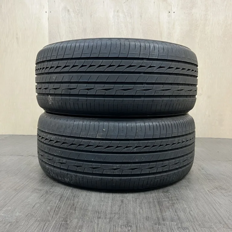 中古 BRIDGESTONE REGNO GR-XII サマータイヤ 245/45R19 #0354AT000926の実物写真（1枚目）