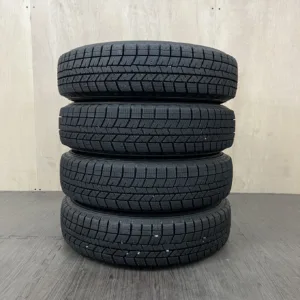 中古 DUNLOP WINTER MAXX 03 冬用タイヤ 145/80R13 #0289AT0926の実物写真(1枚目)