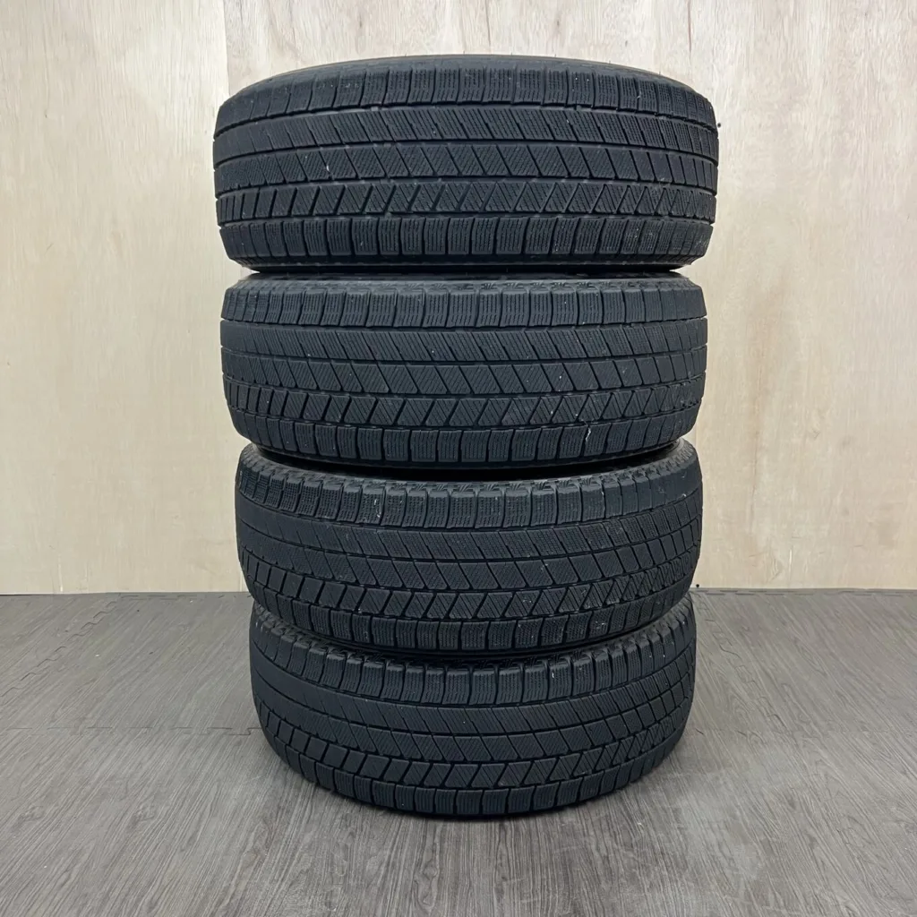 BRIDGESTONE BLIZZAK VRX3 Шина 215/60 R16 артикул 0313AT000926