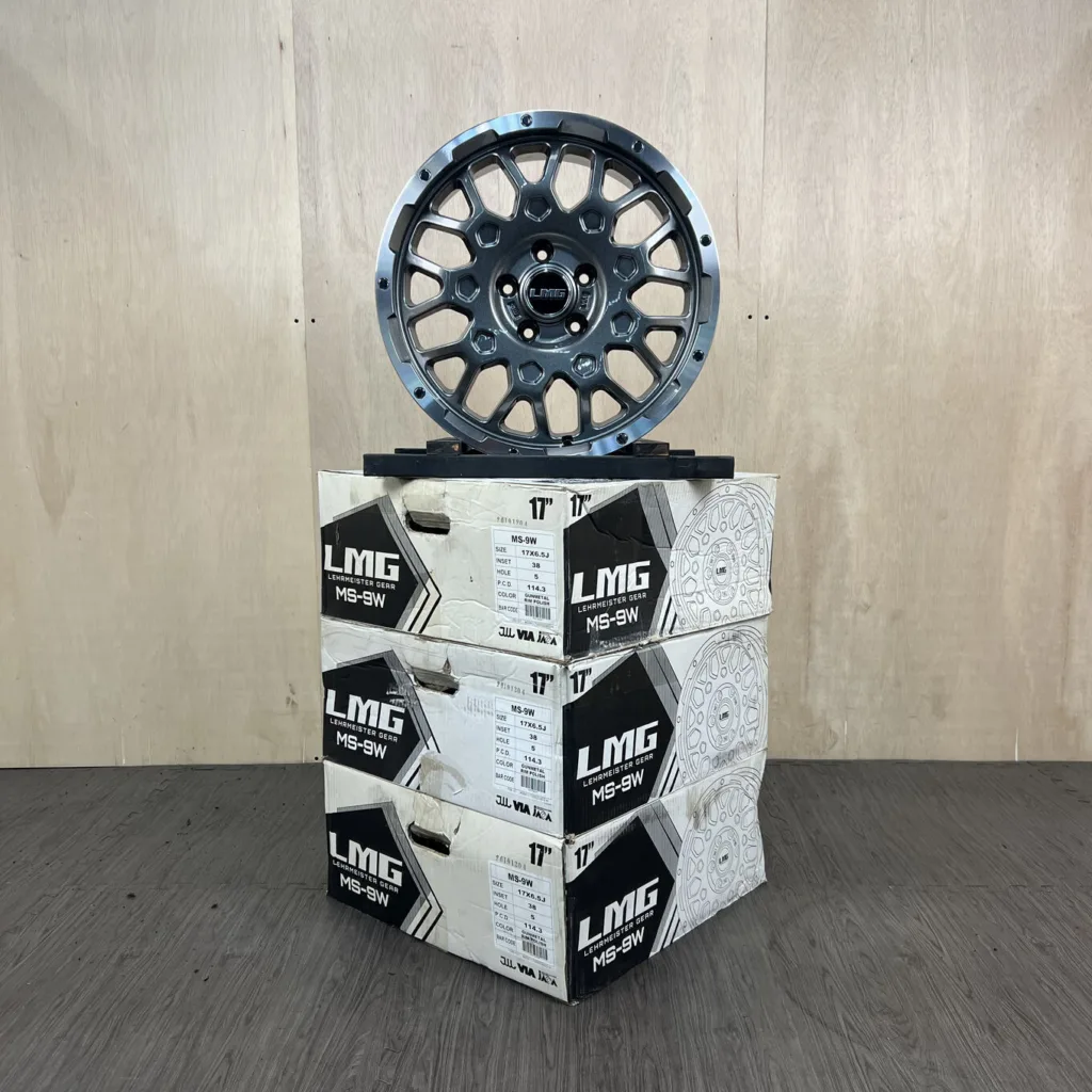 新品 LEHRMEISTER MS-9W ホイール 17×6.5J PCD 5x114.3 ET38 #0039AD001026の実物写真（1枚目）