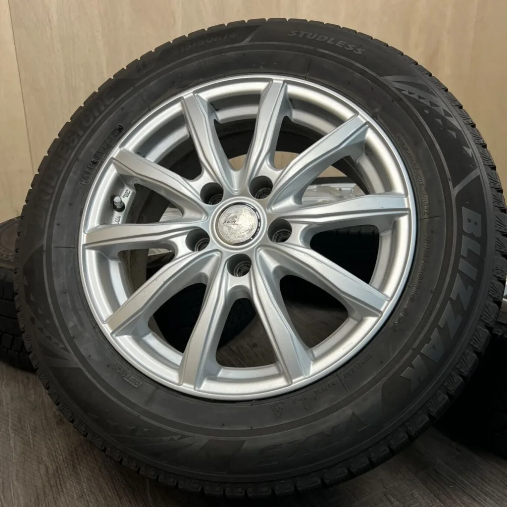 BRIDGESTONE BLIZZAK VRX3 WEDS JOKER Tyre and wheel set 215/60 R16 Item number 0006AS030926