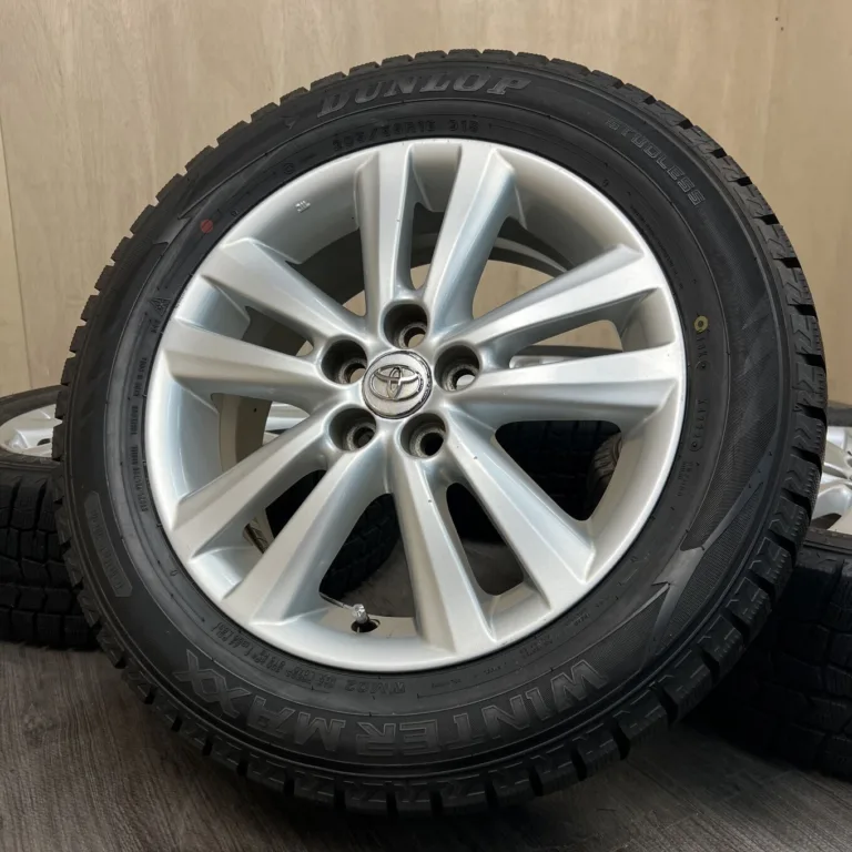 DUNLOP WINTER MAXX WM02 TOYOTA WISH Комплект шин и дисков 205/55 R16 артикул 0011AS030926