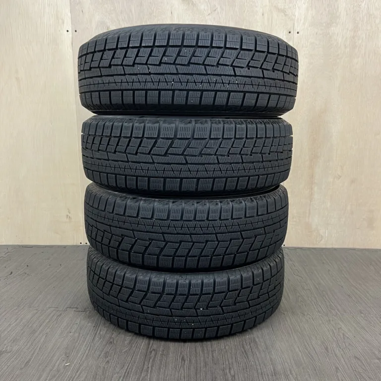 中古 YOKOHAMA ICE GUARD IG60 冬用タイヤ 195/60R16 #0064AT001026の実物写真（1枚目）