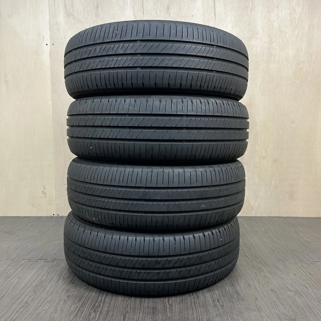 中古 DUNLOP ENASAVE EC205 サマータイヤ 195/60R16 #0428AT000926の実物写真（1枚目）