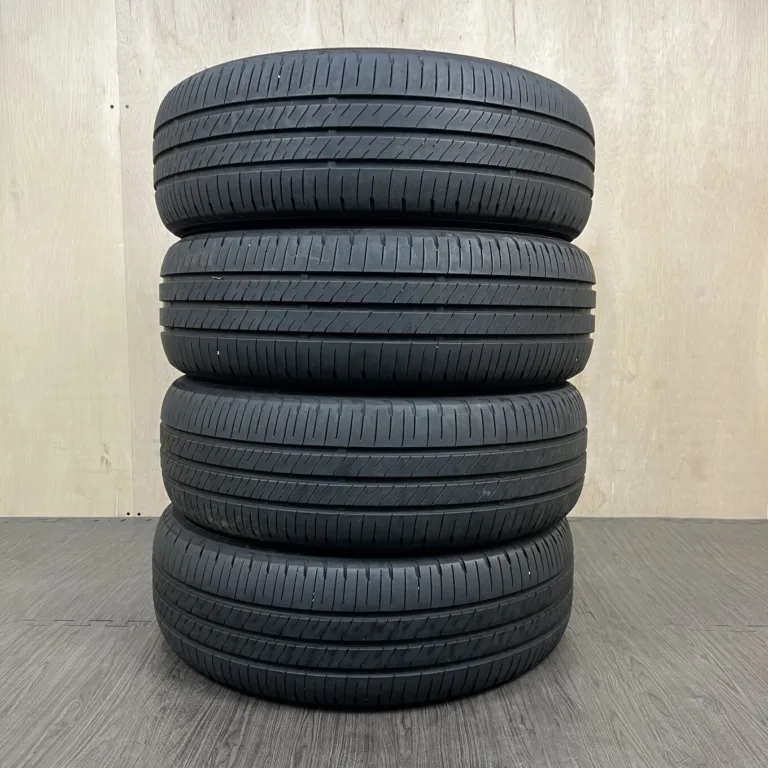 中古 DUNLOP ENASAVE EC205 サマータイヤ 195/60R16 #0428AT000926の実物写真（1枚目）