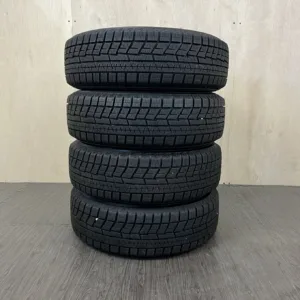 中古 YOKOHAMA ICE GUARD IG60 冬用タイヤ 175/70R14 #0266AT0926の実物写真(1枚目)