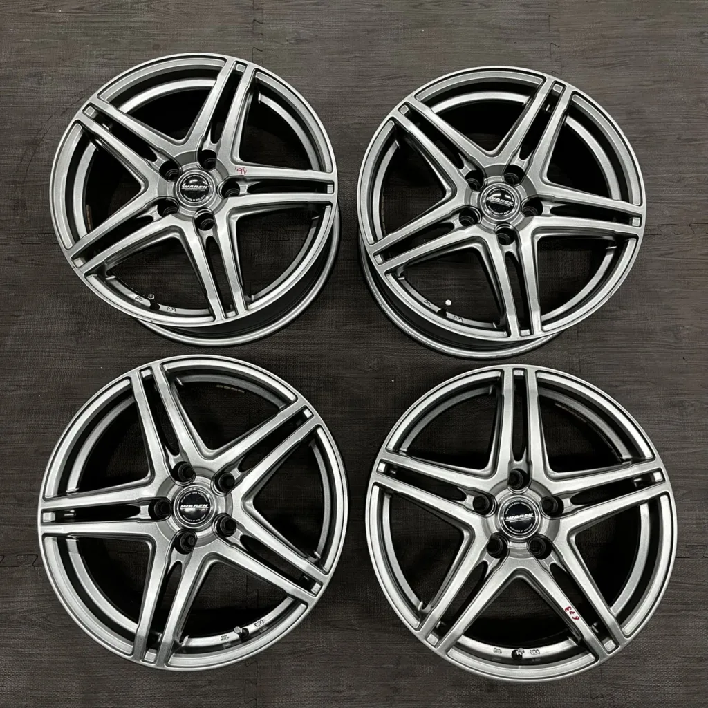 中古 HOT STUFF WAREN ホイール 17×7.0J PCD 5x114.3 ET38 #673D40325の実物写真（1枚目）