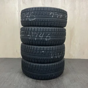 中古 BRIDGESTONE ICE PARTNER 2 冬用タイヤ 205/55R16 #0234AT010926の実物写真(1枚目)