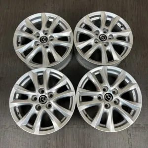 中古 マツダ ホイール 16×6.5J PCD 5x114.3 ET50 #0050AD020926の実物写真（1枚目）