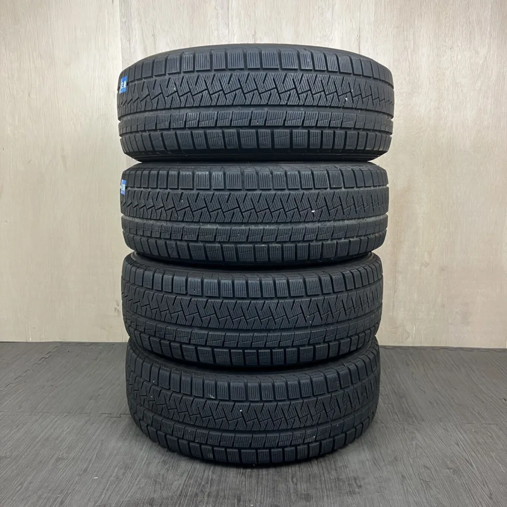 PIRELLI ICE ASIMMETRICO Tyre 235/60 R18 Item number 0225AT010926